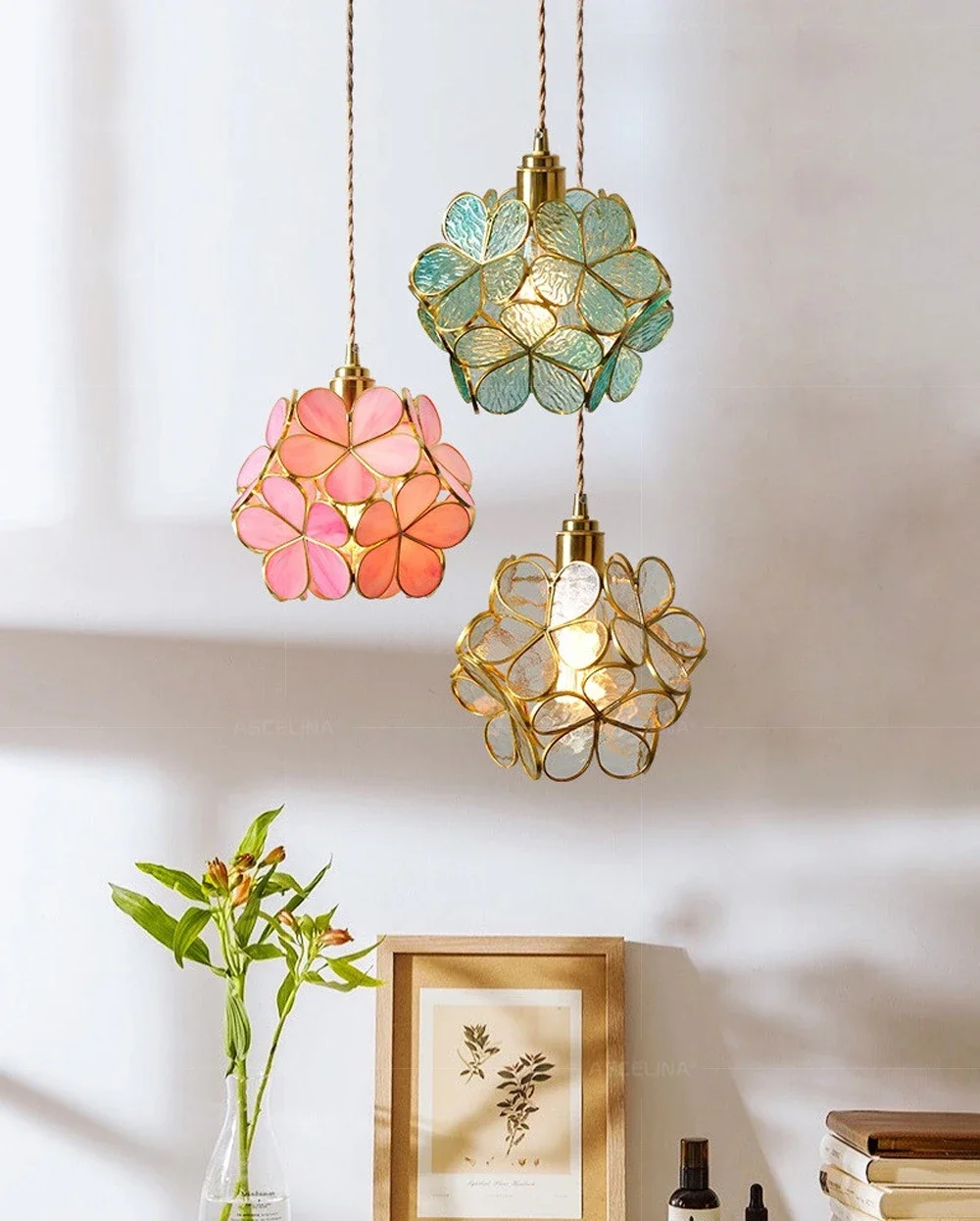 Description Picture 2 of itemModern Iron Art LED Pendant Lamp Nordic Pendant Light Handmade Flower Stained for Bedroom Living Dining Room Hotel Lamp
