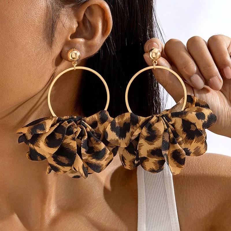 Retro Leopard Print Drop Earrings Pendant Earring Jewelry Gift for Women drop earrings pendant earrings crystal earrings animal earrings