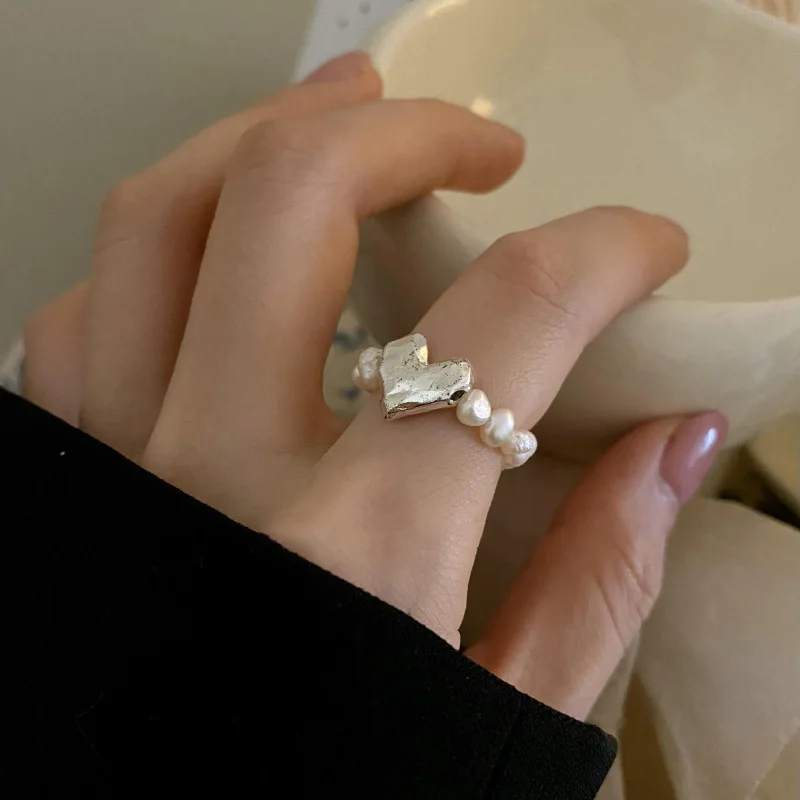 

Natural Baroque Pearl Stretch Finger Rings For Women Girl Korean Fashion Sweet Heart Jewelry Gift Party anillos mujer
