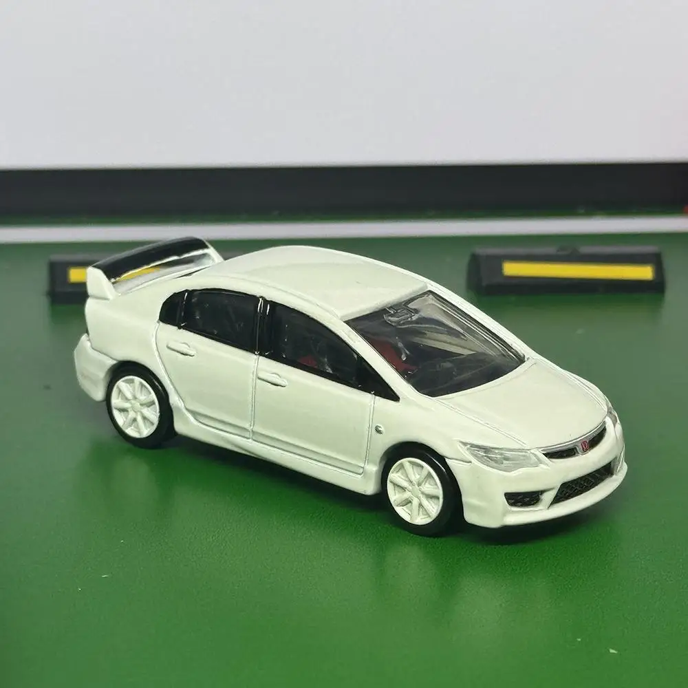 Takara Tomy Tomica Premium 37 Honda Civic TypeR (FD2) Cars Kids Toys Motor Vehicle Diecast Metal Model 4