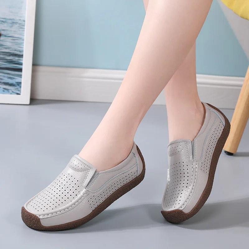 

Women's Shoes Breathable Light Flat Loafers Shoes for Women Fashion Outdoor Ladies Shoes Cutout Female Strap Hollow Shoes