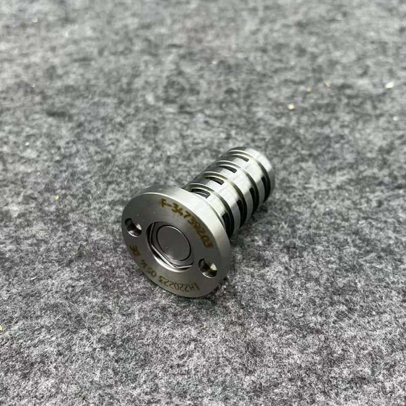 Camshaft Timing Control Solenoid Valve camshaft timing solenoid valve For G TI Passat Tiguan AU-DI A4 A5 SKODA / SEAT 06H 109 257C 06H109257C