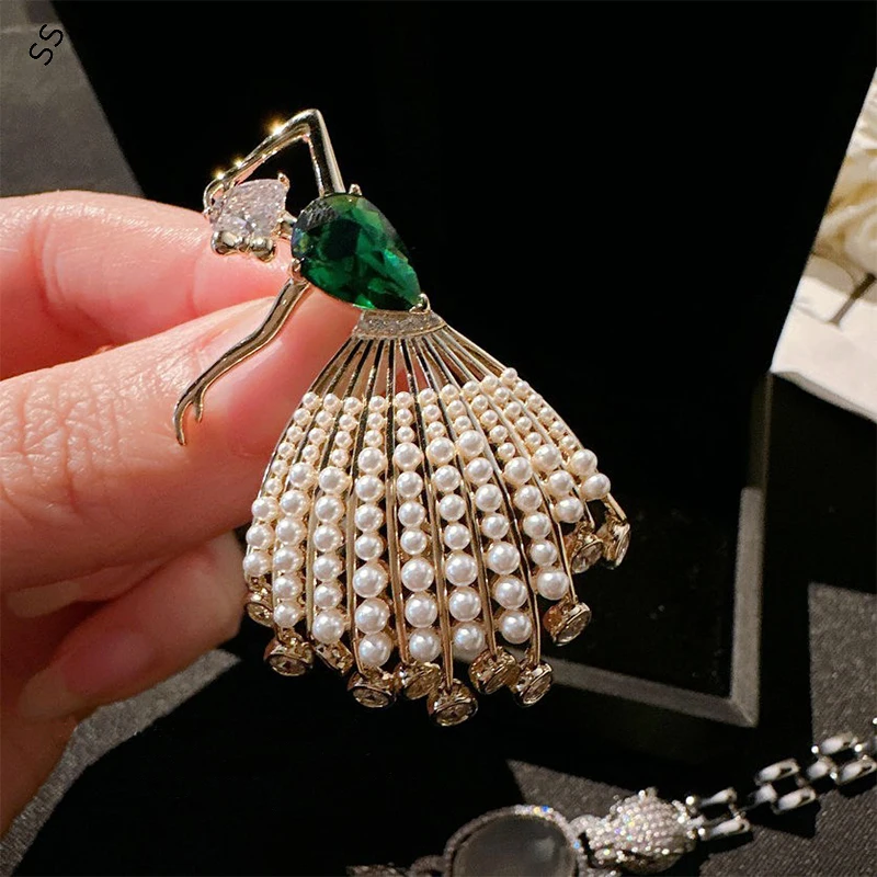Fugitive Princess TUTU Dress Series Zircon/Artificial Shellfish Pearl Brooches for Women's Evening Clothing Accessories