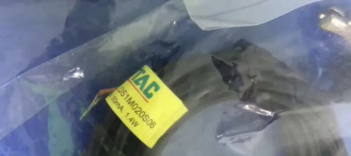 

Магнитный переключатель 1 шт AirTAC DS1-M-020-S06 DS1M020S06