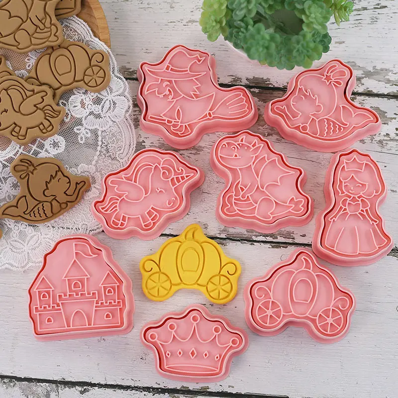 Cookie Cutter 8 Pcs/set Fairy Tales Plastic 3D Castle Witch Pressable Biscuit Mold Cookie Stamp Kitchen Baking Pastry Bakeware