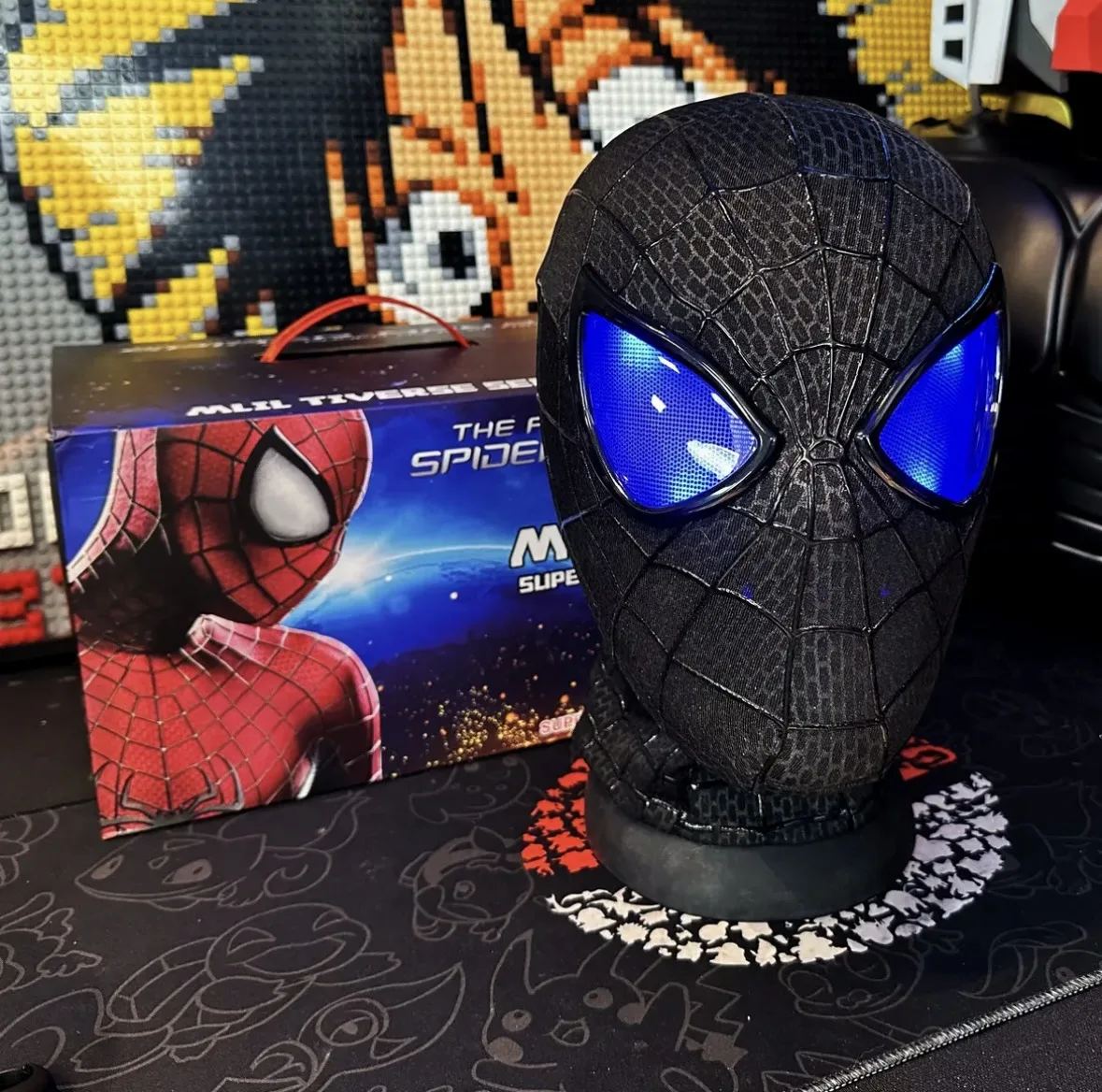 【超激レア入荷】スパイダーマン 精巧マスク　1/1マーベル　フルフェイス マーベル新黒アメイジングスパイダーマンマスク可動ヘルメット