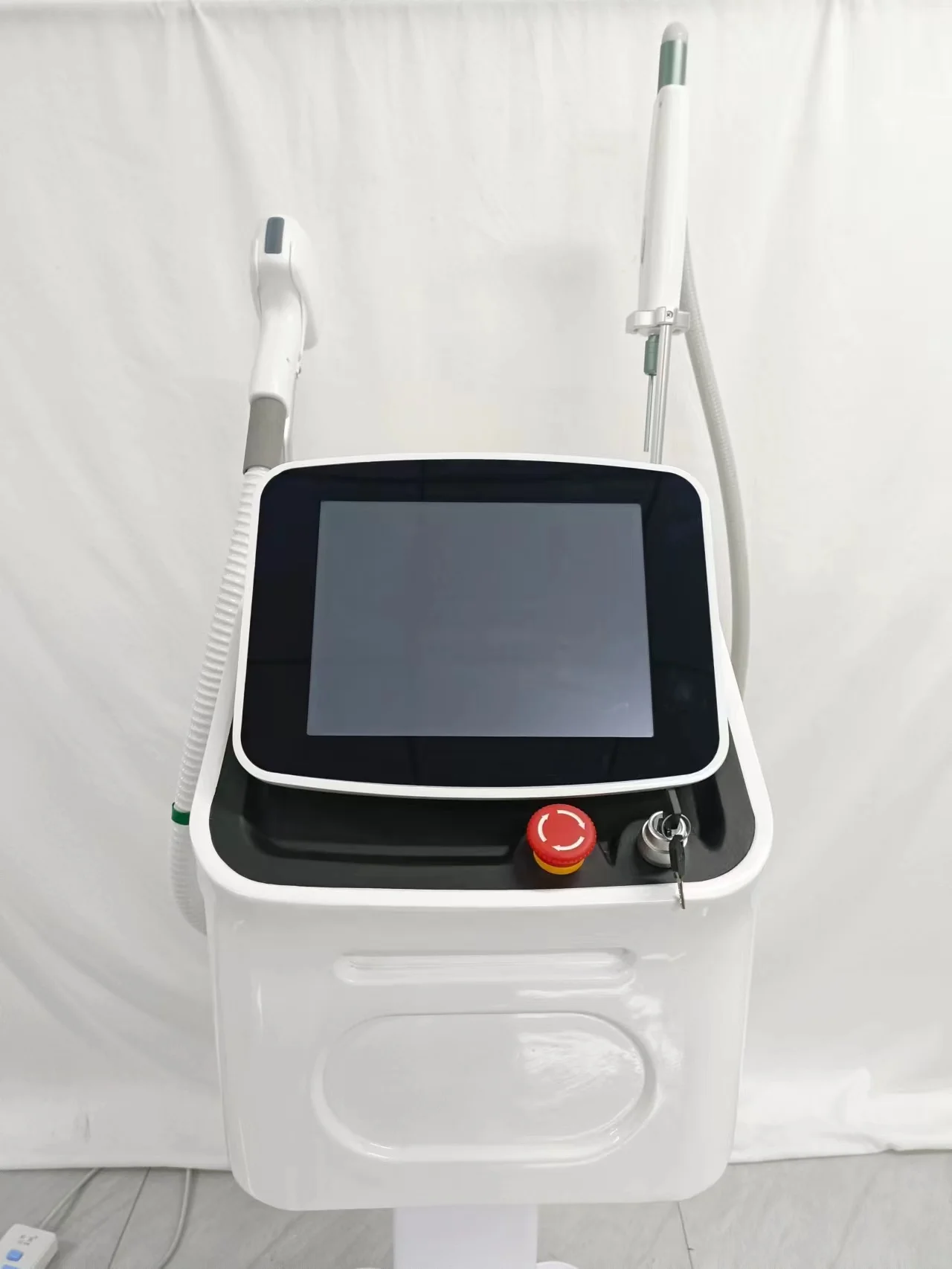 

3 Waves Permanent Epilator Diode Laser Hair Remove Portable Ice Titanium 808nm 755 Device 532 tattoo removal machine pico laser