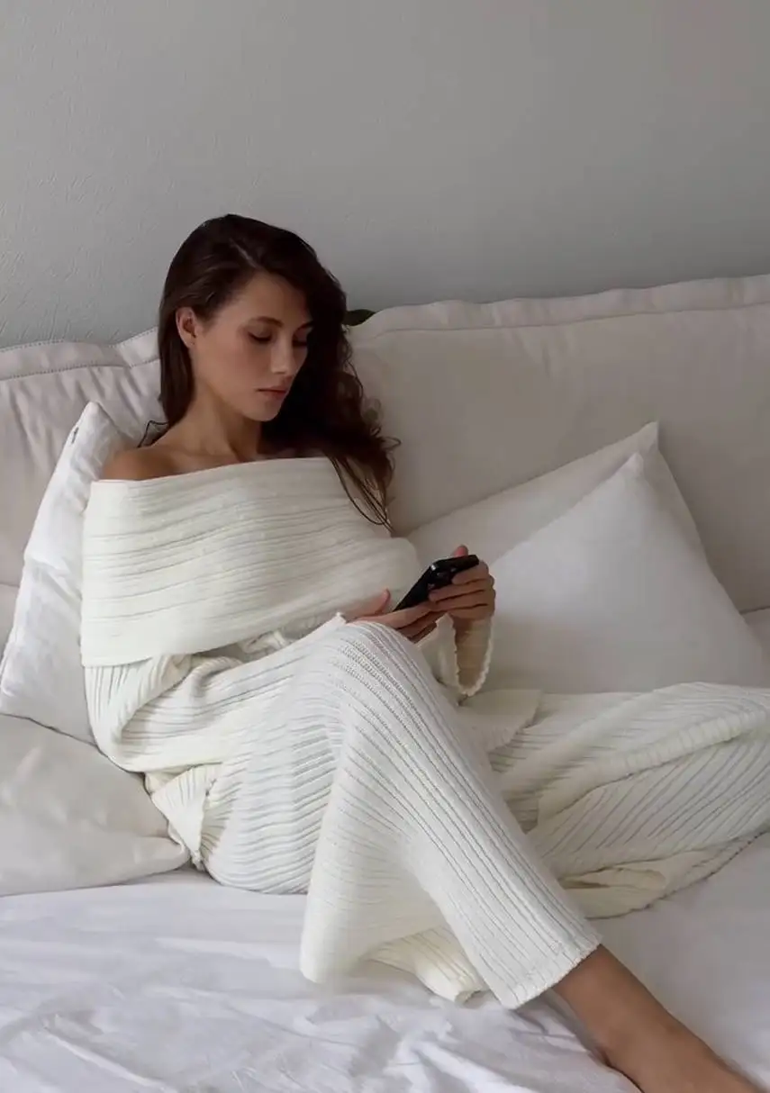 Elegant One-Shoulder Knitted Dress For Women Loose Sexy Rib knit Sweater Autumn Winter Midi Dresses Female Long Sleeve