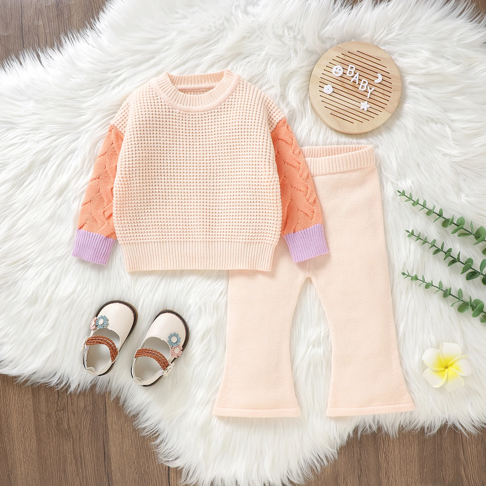

BeQeuewll Toddler Baby Girl Fall Clothes Contrast Color Long Sleeve Tops Flare Pants Set Casual Knit 2 Pcs Outfit