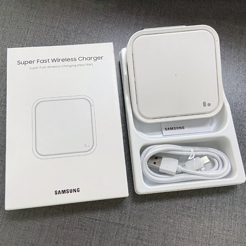 Ultra-Fast 15W Wireless Charging Pad by Samsung