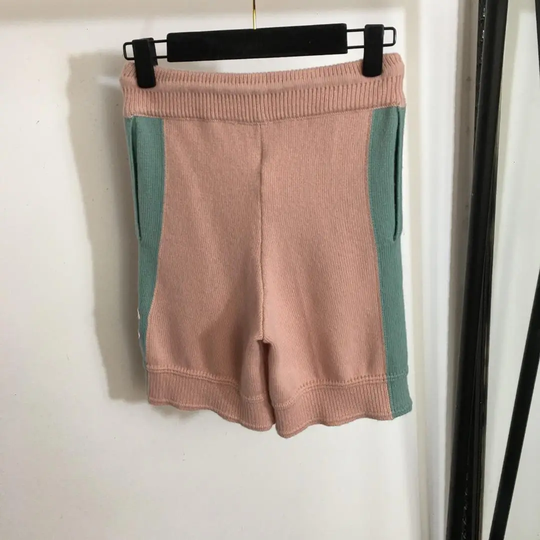 

2024 New Colored Cashmere Knitted Shorts with Sparkling Logo
