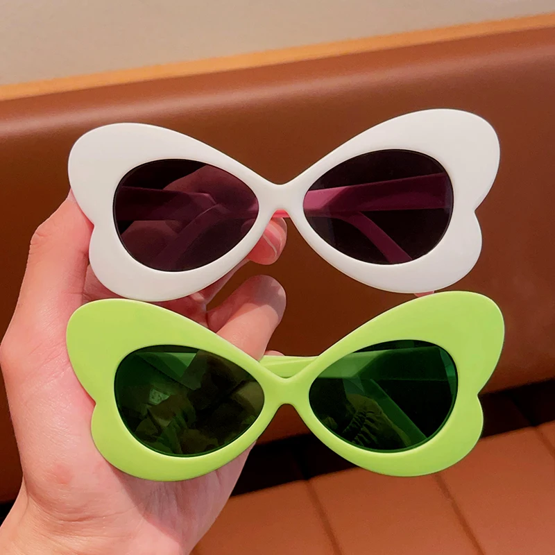 Kids Sunglasses Children Sunglasses New Children Simple Butterfly Shaped Cute Sunglasses UV400 Girls Boys Fashion Colors Protection Sunglasses Kids Sun Glasses