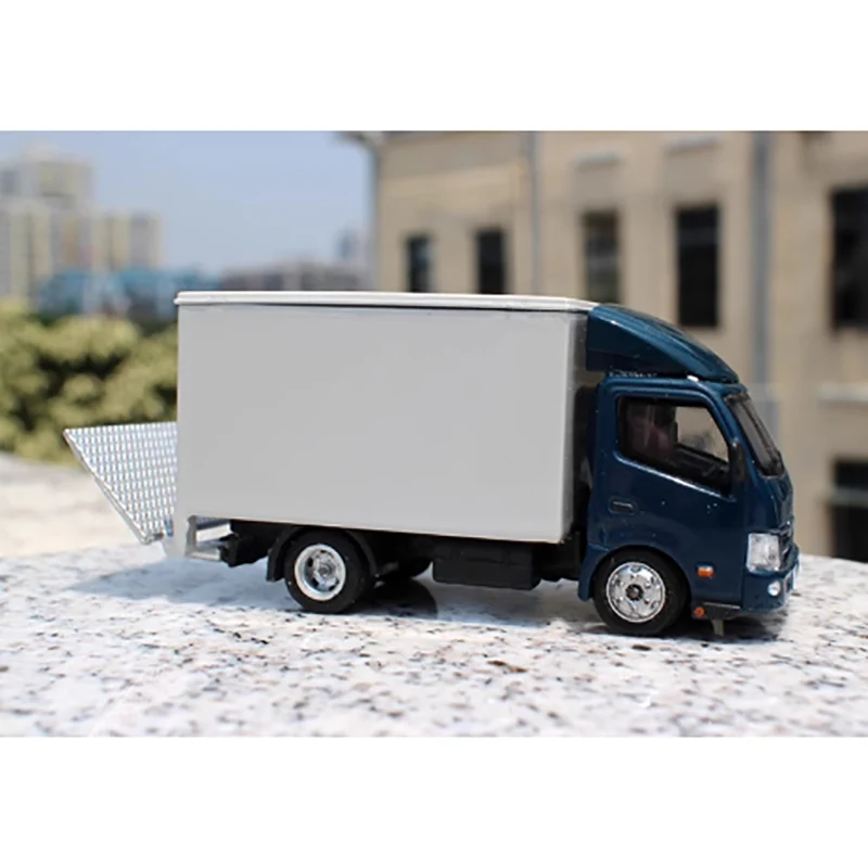 Tiny1:76 Hino Dutro van Small and medium transporter car