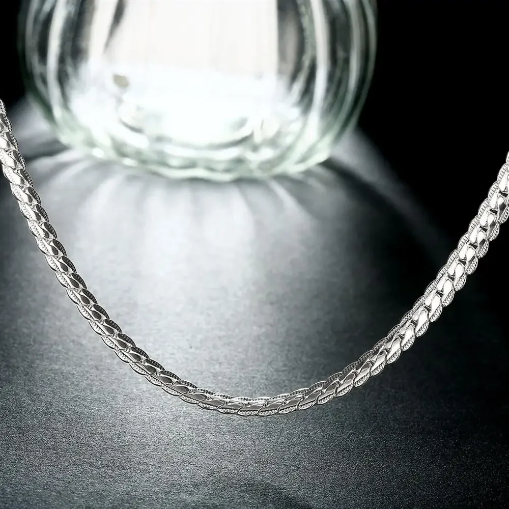 Silver Chain Necklace Link Detail