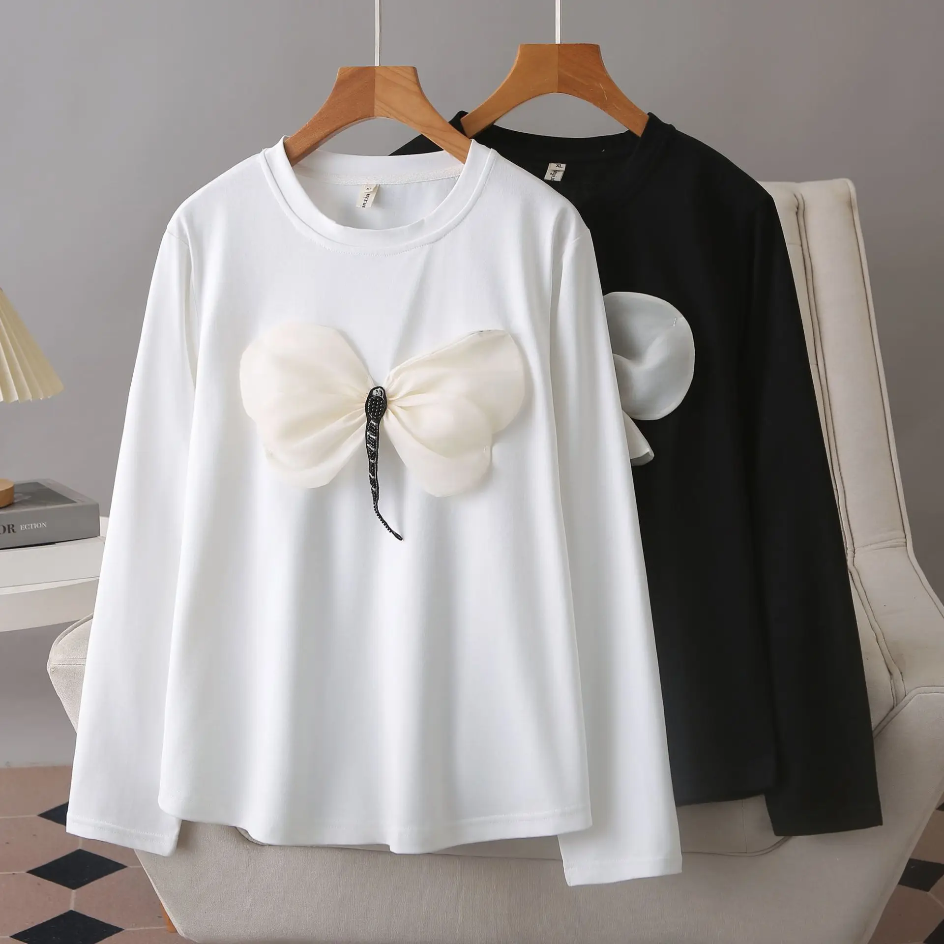 Fashion Plus Size Women's T-Shirt Autumn New Style Stylish three-dimensional Decorated Long Sleeve Casual Top 1202