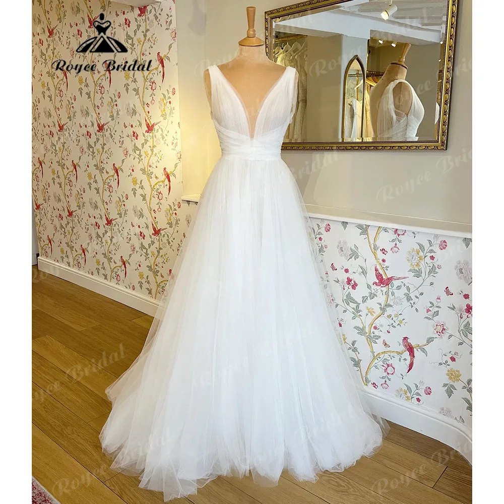 

Roycebridal Simple Soft Tulle Beach A Line Pleats Wedding Dresses with Deep V Neck 2023 Robe Wedding Dress Bridal abito sposa