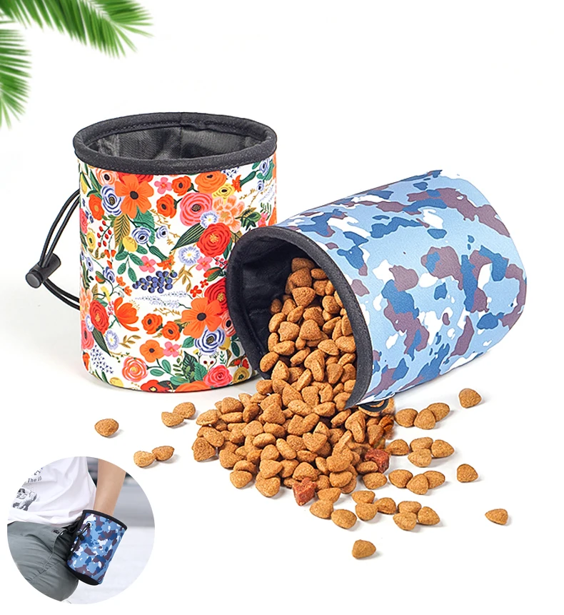 Dog Training Pocket Bag Dog Treat Bag Portable Large Capacity Neoprene Printing Material Pet Snack Bag