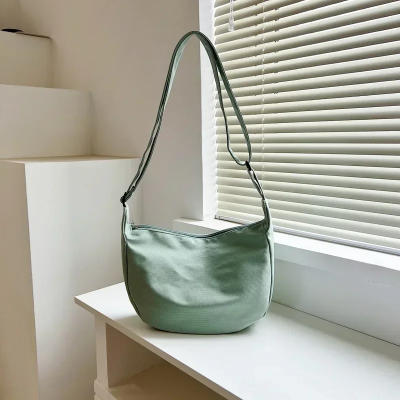 thumbnail image 1 of Bolsos de hombro para mujer, estilo Harajuku, lisos, combinables, sencillos, multifunción, de gran capacidad, cruzados, para mujeres y adolescentes, 1 of 5