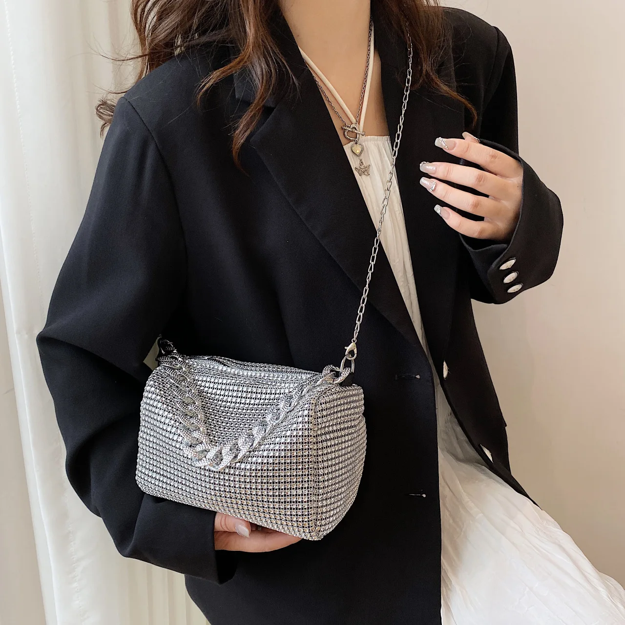 Modische Damen-Einkaufstasche, schicke Bankett-Tasche, stilvolle Umhängetasche mit hellem Diamant, modische Handtasche mit glänzenden Diamanten, Umhängetasche – Detail 36