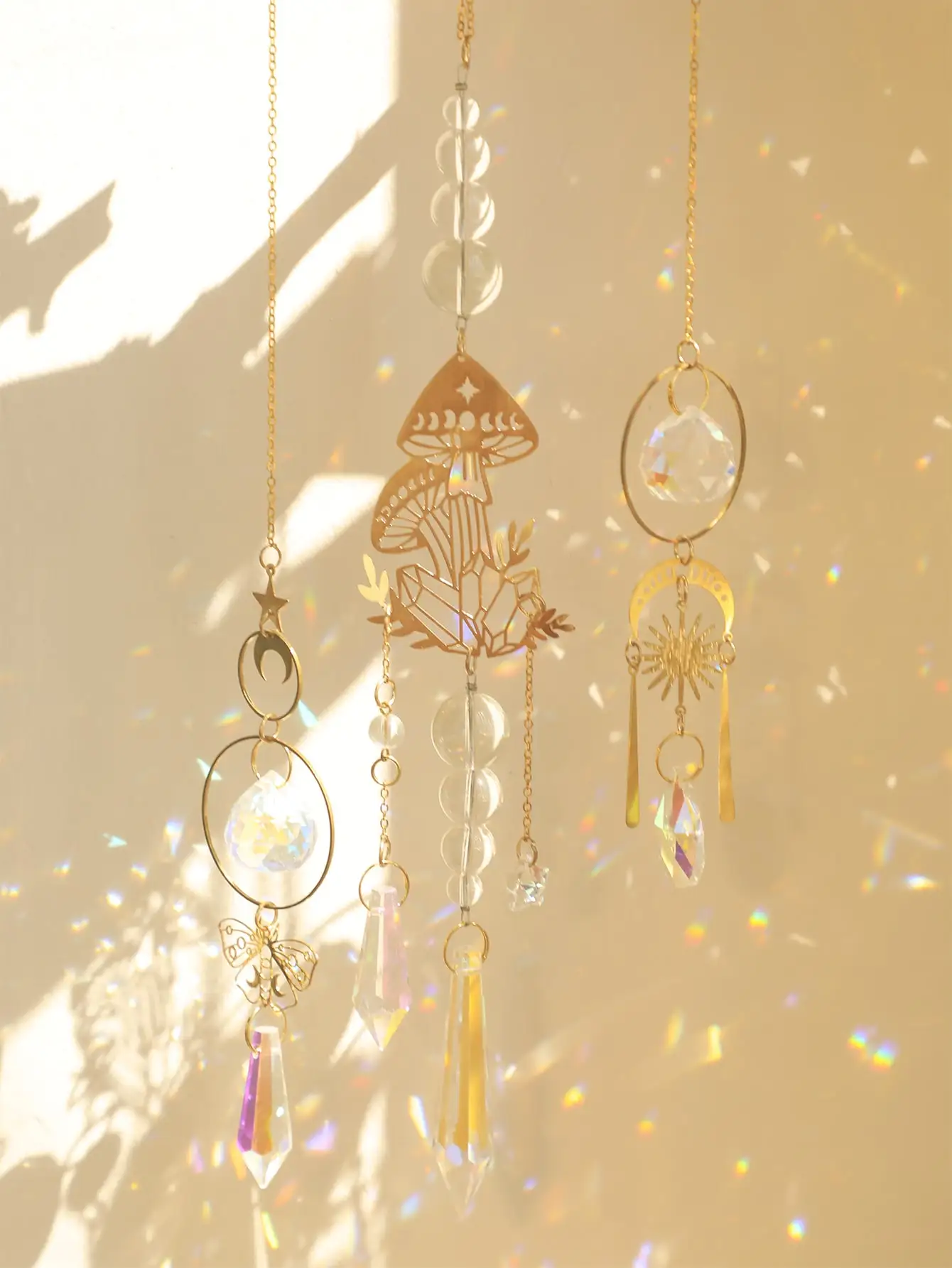 

Gold Mushroom Shaped Crystal Sun Catcher Boho Moon Insect Prismcrystal Suncatcher Mother's Day Gift Hanging Ornaments Home Decor