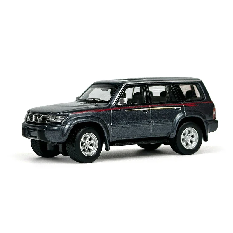 1:64 Scale Nissan Patrol 1998 Y61 Static Car Model 1/64 Metal Diecast Miniature Vehicle Models Toy Men Collection Birthday Gift 5