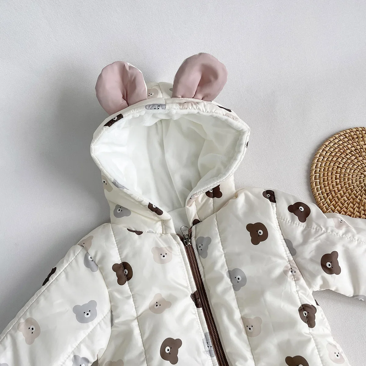 

Korean Style Unisex Baby Cute Bear Print Fleece Lined Outwear Romper, Newborn Infant Thickened Jumpsuit for Warmth Optimization