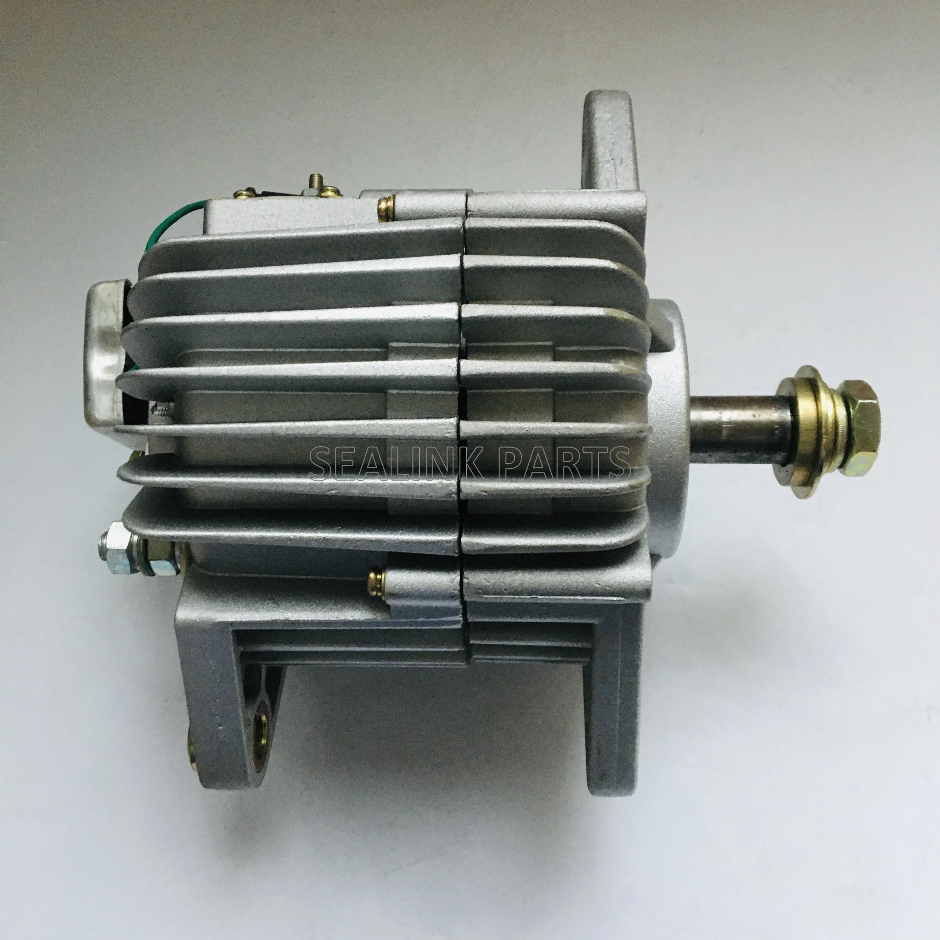 SATURNAlternator ĳʷ  Ʈ  814, 814B, 824B, 7331 , 2P1204, ANB7004, 2P1698, 2P5113, 2P7836, 5C8661, 6N5468, 9S4