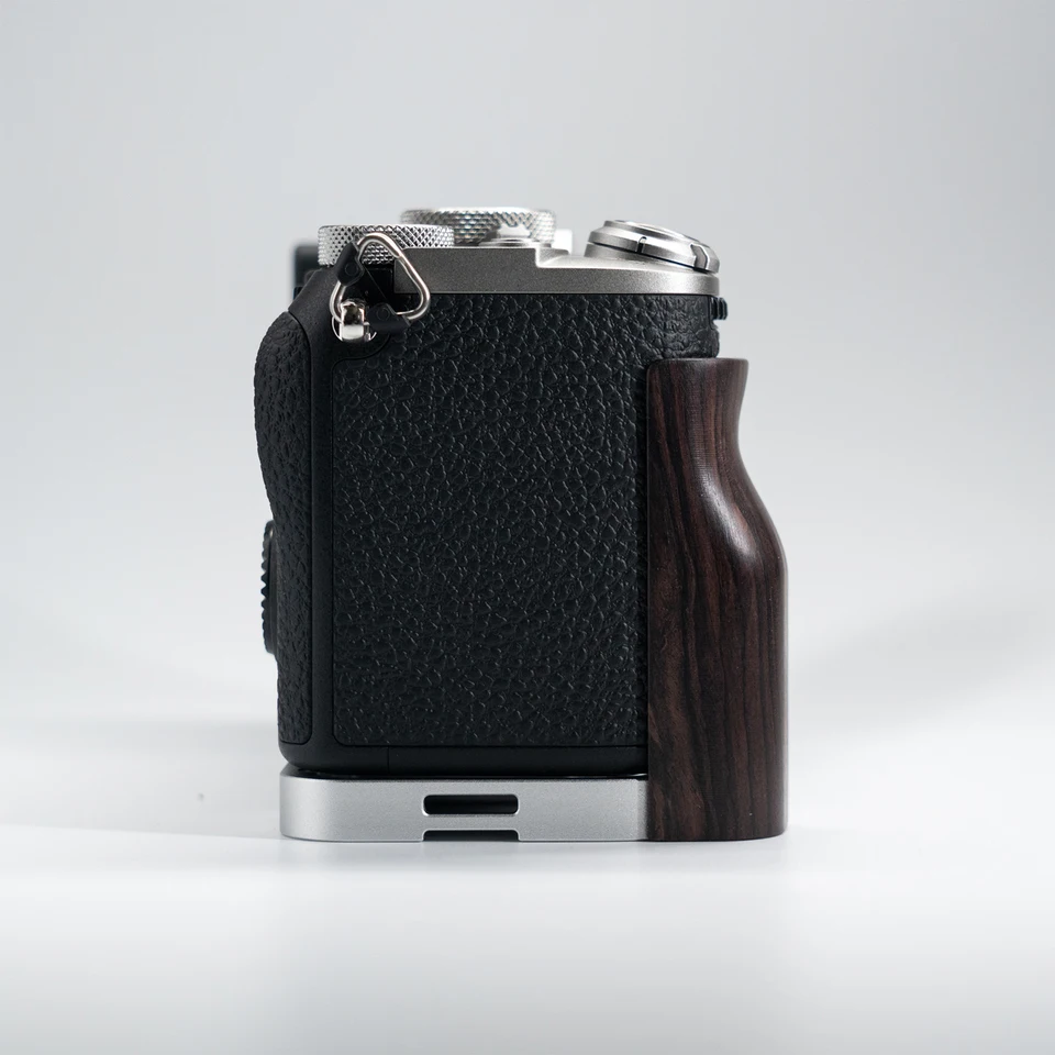 Impugnatura In Legno Con Staffa A L (L-Bracket) In Alluminio Per Sony A7C