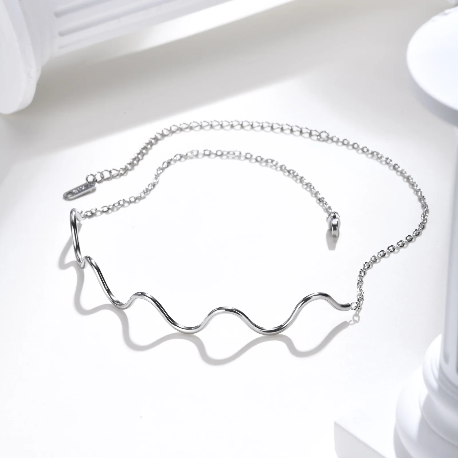 専用【新品未使用】narrow hook chain choker silver Sterling silver two-row chain choker necklace in New York