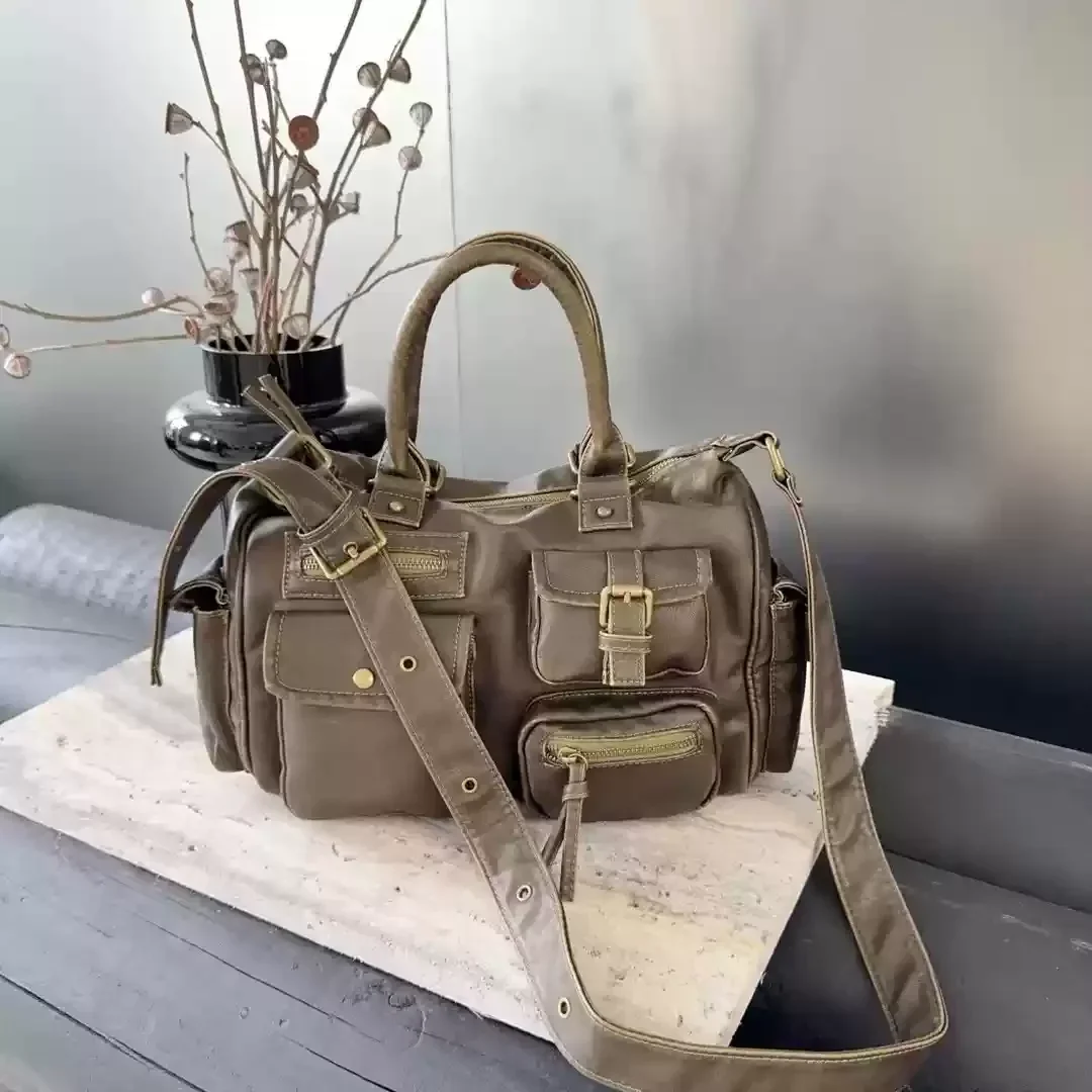 NEW Punk Women Tote Bags 2025 Trend Large Capacity Crossbody Shoulder Bags Moto Style Multi Pockets Commute Bolso Mujer