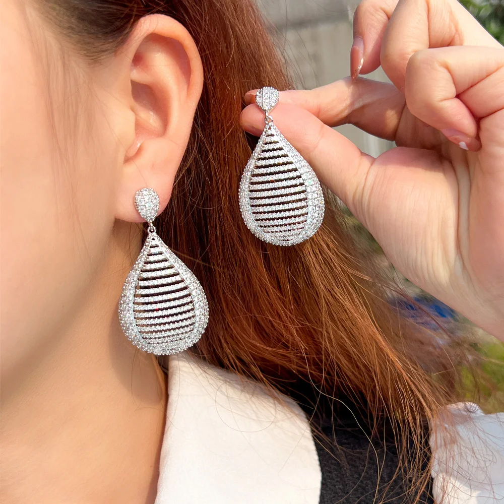 CWWZircons Heavy Stone Work Full Cubic Zirconia Paved Hollow Out Luxury Long Big Dangle Drop Wedding Earrings for Brides CZ522