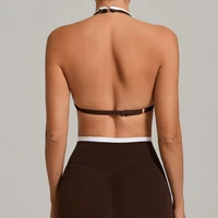 Brassière de sport pour femme, bicolore, style débardeur, dos ouvert, col halter, avec bonnets intégrés, pour le yoga, la course et le fitness 3