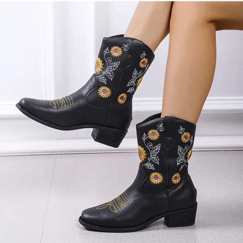 Autumn and Winter Women Boots New Denim Boots Embroidered Martin Boots Anti Slip Knight Boots Fashion Women Shoes Platform Shoes