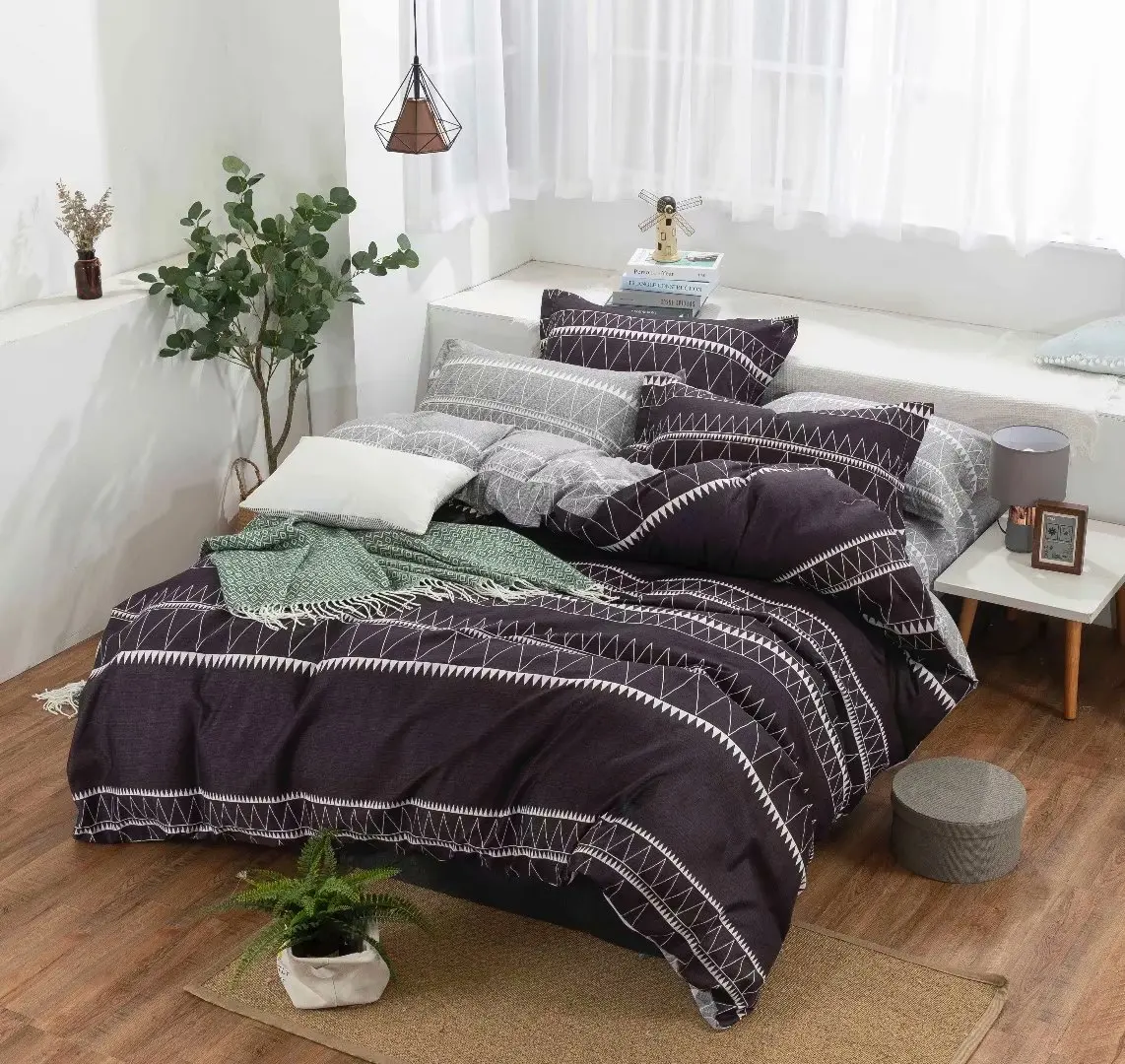 thumbnail image 1 of Juego de cama minimalista Funda nórdica Funda de almohada 3 piezas Sin sábanas Funda nórdica con estampado de rayas en blanco y negro Sábana tamaño queen, 1 of 5