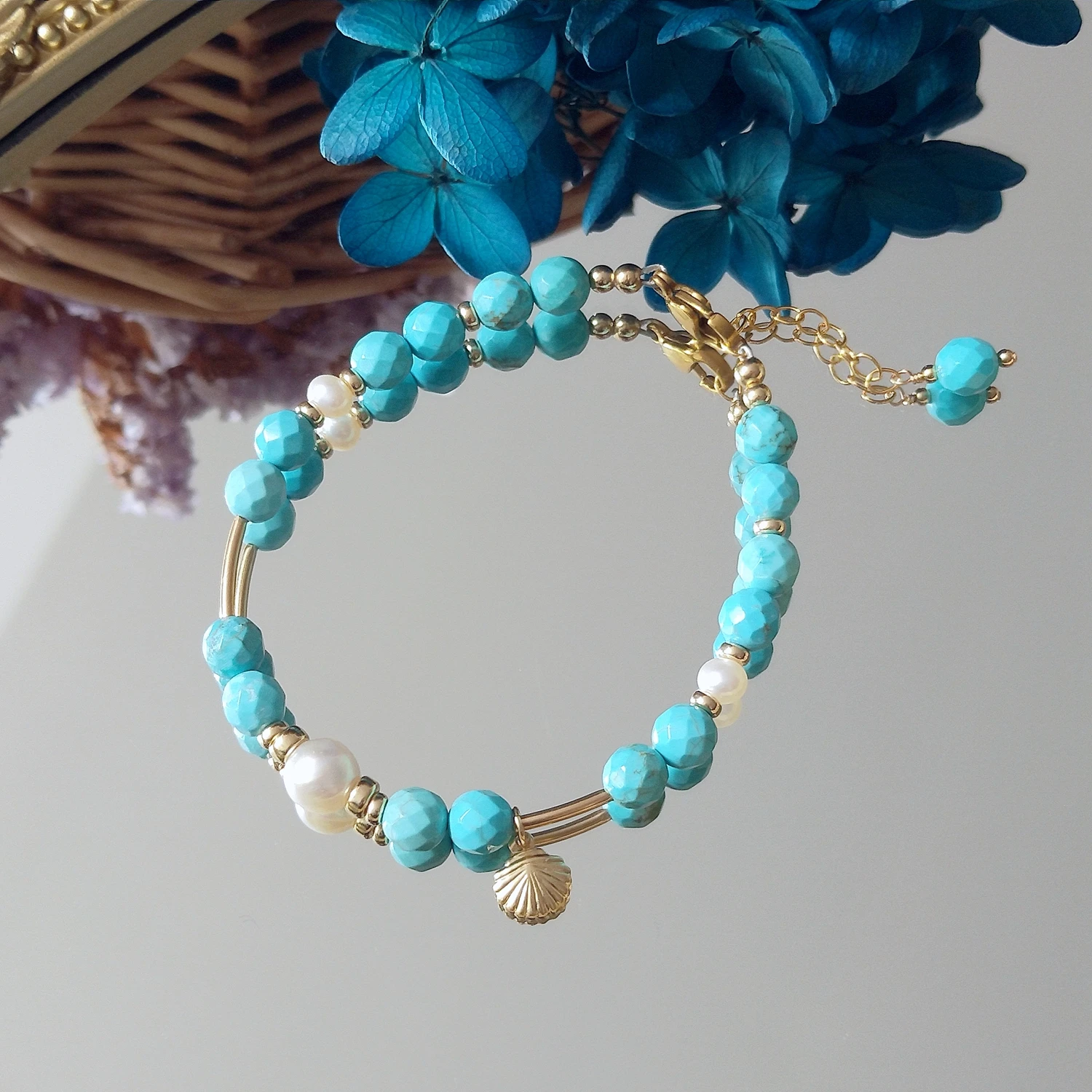 

Lii Ji Dyed Blue Turquoise Freshwater Pearl 14K Gold Filled Bracelet Handmade Bohe Fashion Jewelry For Female