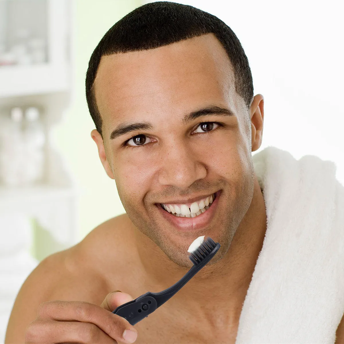 8Pcs 접이식 여행용 칫솔 휴대용 숯 브러시 캠핑 하이킹 및 일상 사용을 위한 인체공학적 미끄럼 방지 디자인