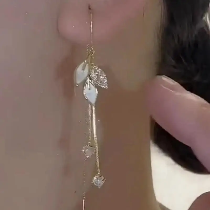 Elegante Lila Strass-Ohrhänger für Damen, Trendige Glänzende Kristallblumen-Ohrringe mit Langen Quasten, Charmanter Hochzeitsschmuck als Geschenk – Detail 15