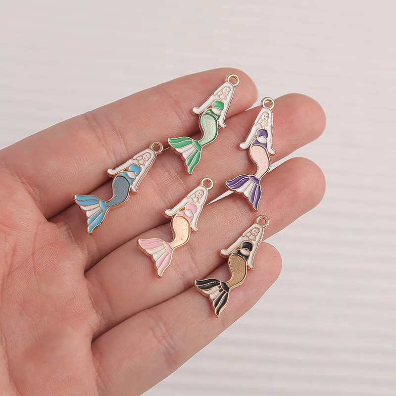 10 stücke 12x32mm niedlichen Meeres lebewesen Charms Emaille Meerjungfrau Charms Anhänger für Schmuck Herstellung Ohrringe Halsketten DIY Handwerk Accessoires – Detail 3