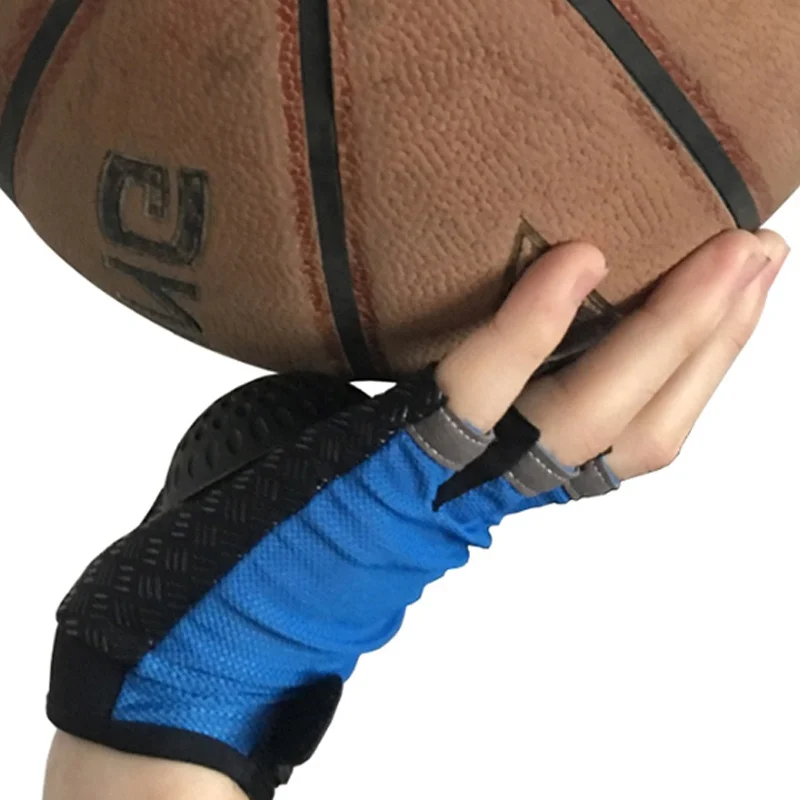 

Basketball Dribble Gloves Finger Training Anti Grip Basketball Gloves Defender Basic Skill Dribbling Gloves