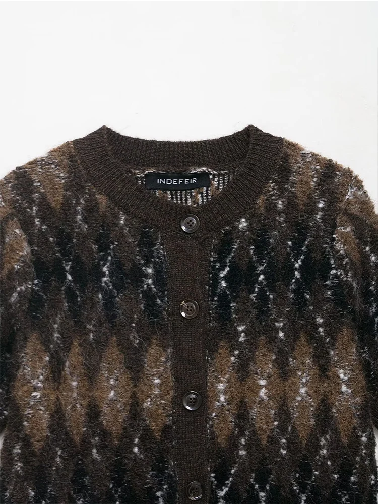 Women Elegant Knitted Short Cardigans 2025 Autumn  New Fashion Printing Short Sleeve Sweater Cardigan Casual Knitwear Top