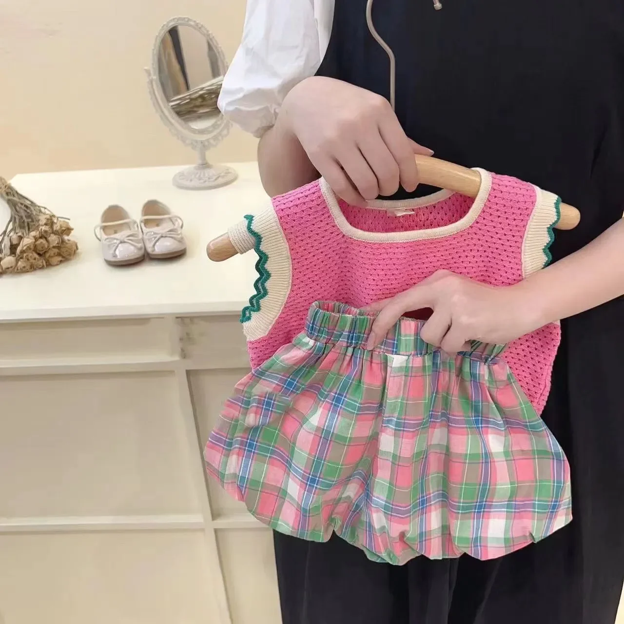 Baby Girls Summer Clothing Set Fashion Elegant Girl Knitted Vest Shirts + plaid Shorts Kids Children Birthday Casual Clothes