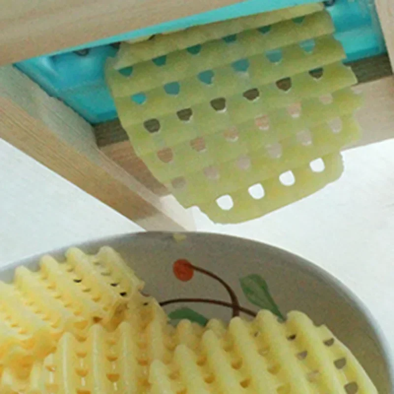 Potato Slicer Cut Potato Grid Artifact Grid Wipe Knife Vegetable Cutter Wave Knife Cut Flower Gadgets Accessories