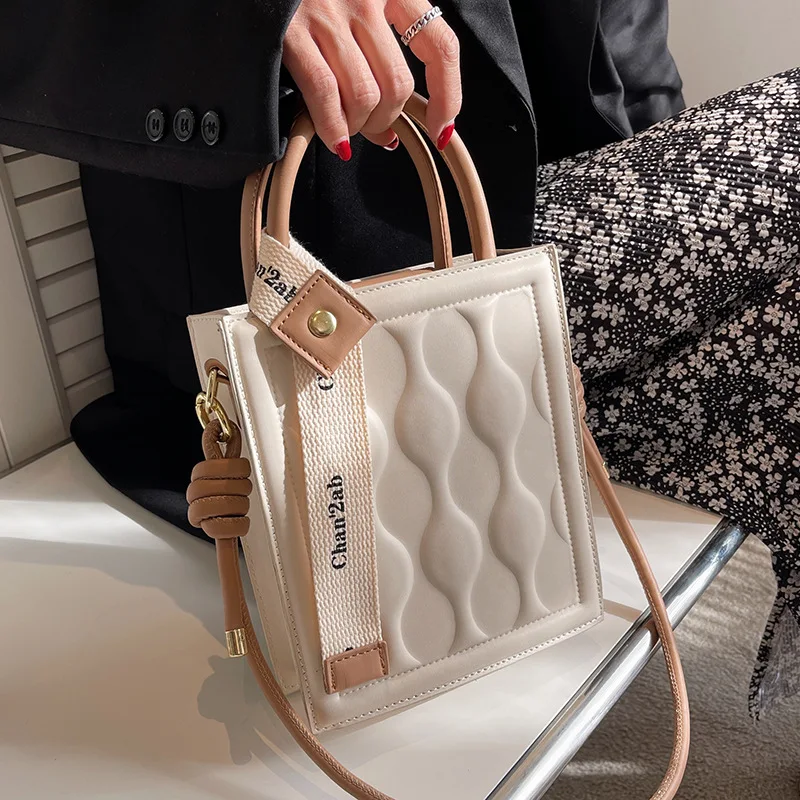 Luxury Caviar Leather Designer Flap Gents Purse Top Quality Classic Lady  Handbag 10A From Peanut_bag_srore, $552.45 | DHgate.Com