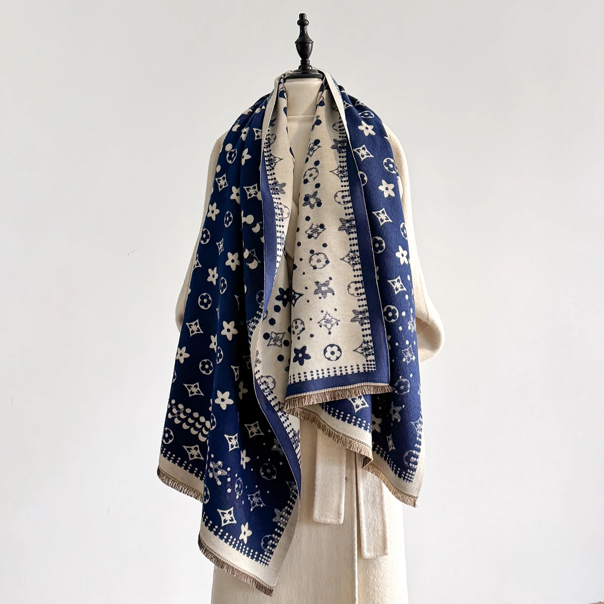 Luxury Brand Cashmere Scarf Women Winter Shawl and Wraps 2025 Design Caps Thick Blanket Bufanda Stoles Echarpe Femme Pashmina