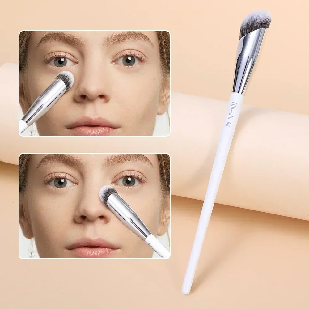 Einziehbarer Lippenpinsel Doppelseitig – Für Lippen, Lidschatten & Concealer
