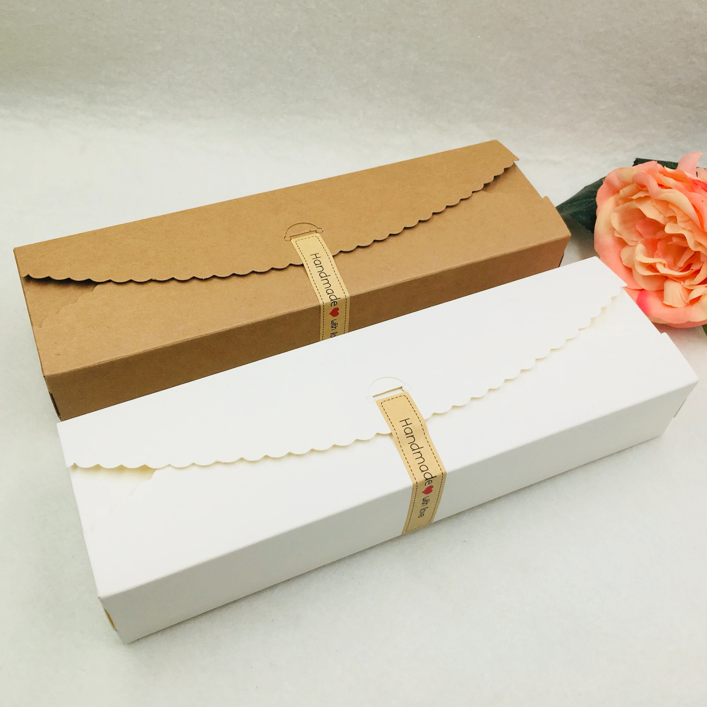 24PCS Creative Kraft Paper Candy Gift Boxes  With Hademade Sticker Candy Box Gift Wedding Christmas Valentine's Party Kraft Box