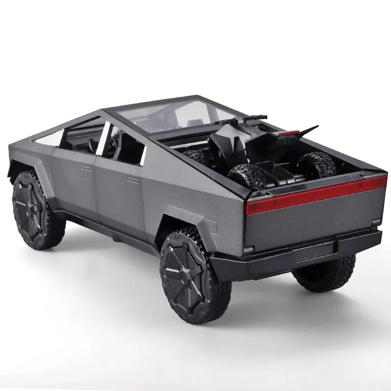 Рисунок 2 - 1:24 Cybertruck модель серебристого