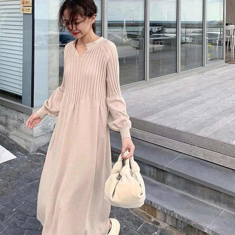 

Women's Dresses 2023 Autumn Winter Sexy V-Neck Knit Warm Dress Japan Korean New Loose Casual Pleated Knitted Long Dress