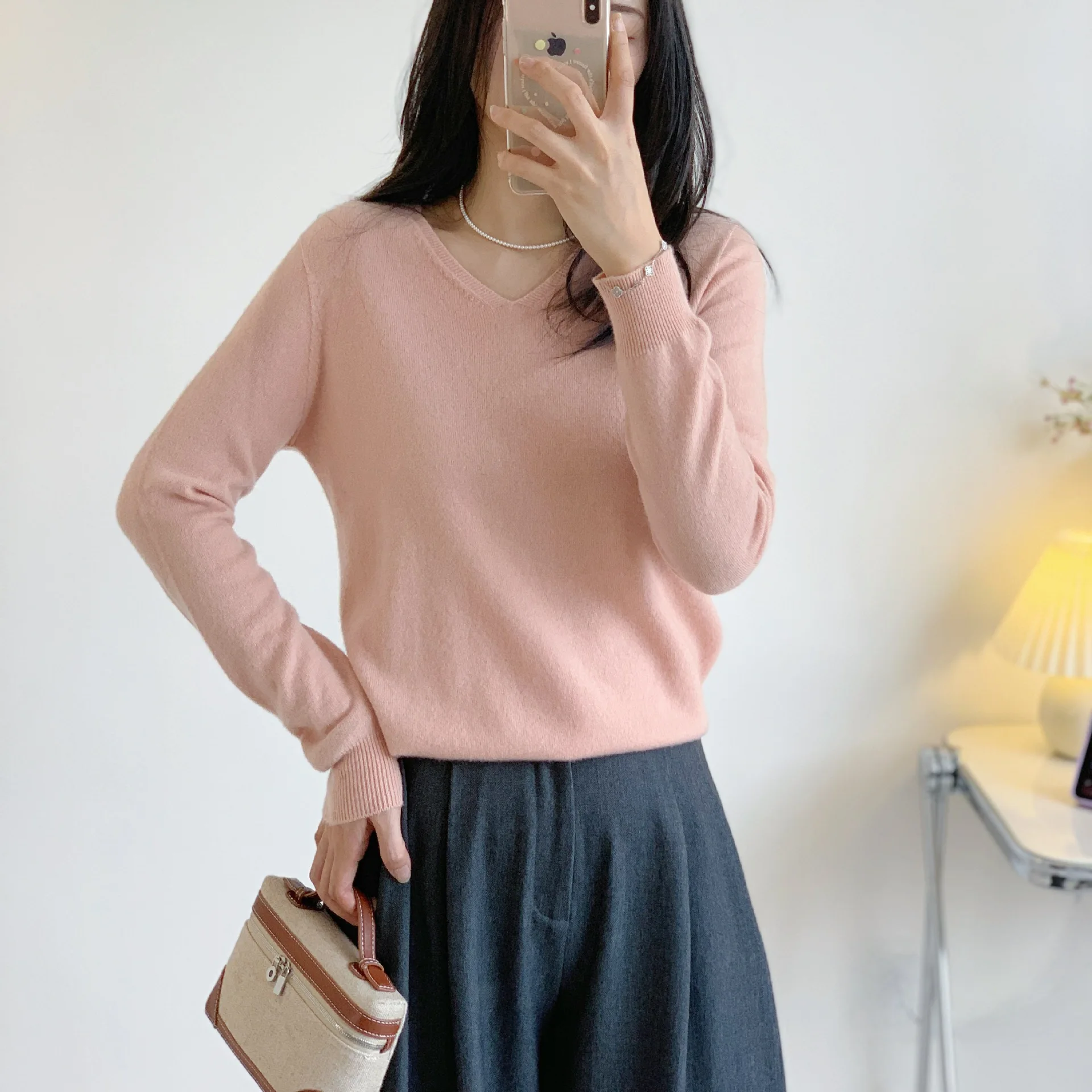 

Women's V-Neck Wool Pullover, Long Sleeve Sweater, Seamless, Monochromatic, Temperament, Autumn, 2021, 1 Pc