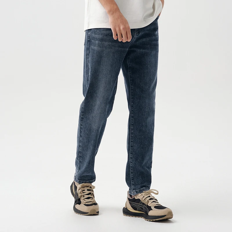 Semir Jeans Men Spring Classic Simple and Versatile Tapered Pants Daily Commuting Style Long Pants 4